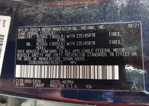 2022 Toyota Highlander Xle z USA, uszkodzony, nr VIN 5TDHZRBHXNS163873